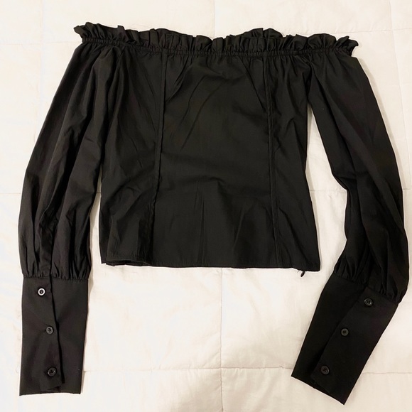 PRETTYLITTLETHING Hook and Eye Top - Picture 2 of 3